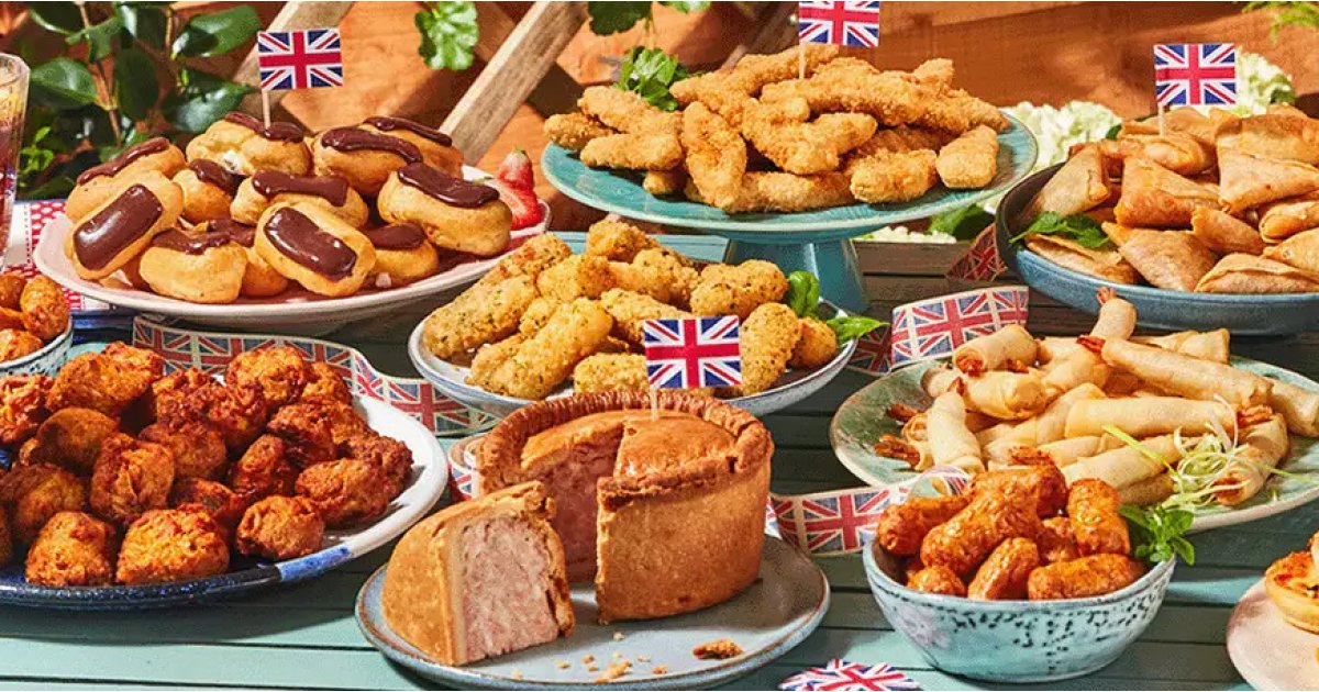 Jubilee Party Food Bundle £15 Iceland