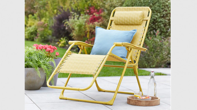 Helsinki Garden Lounger £35 @ Dunelm