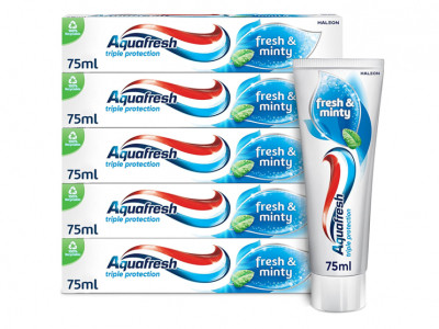 Aquafresh Toothpaste, Pack of 5 x 75ml £4.27
