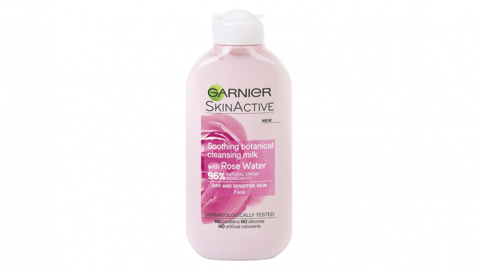 Garnier SkinActive Soothing Rose Water Cleansing Milk 200ml £1.40 @ Amazon