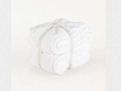 2 Pack of Baby White Hooded Towels £4.80