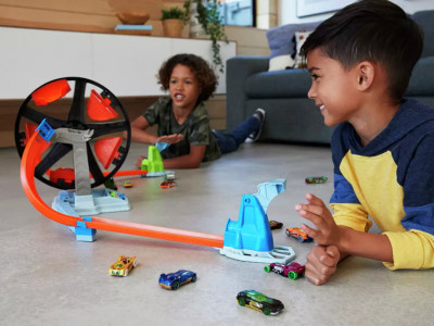 Hot Wheels Spinwheel Challenge £18.75