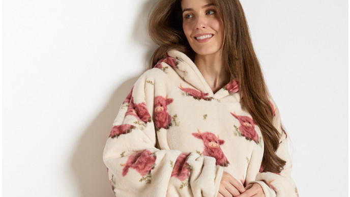 Harry The Highland Cow Hoodie Blanket £14 @ Online Home Shop