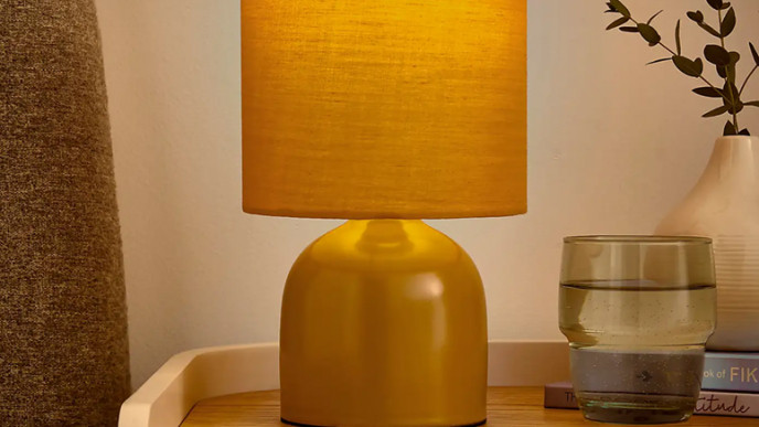 Hera Ceramic Table Lamp now £3 (was £6) @ Dunelm
