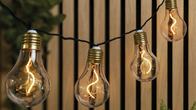 20 LED Indoor & Outdoor Neon String Lights now £7.49 @ The Range