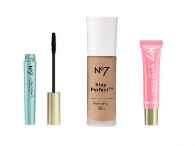 £5 Off £15 + 3 for 2 On Selected No7